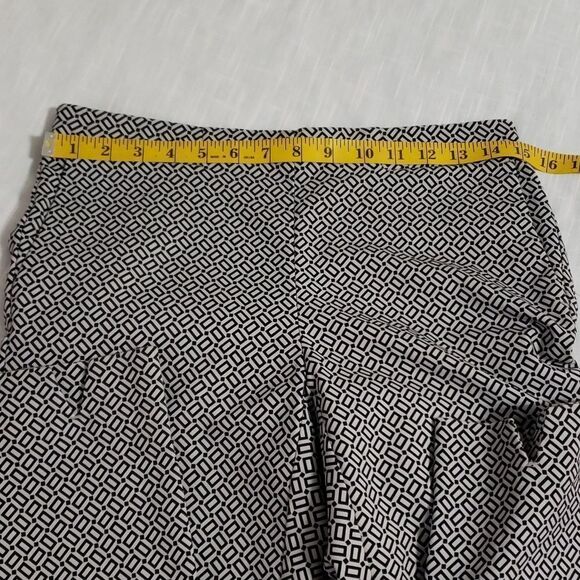 J Jill. Essential. Slim Ankle. Geometric Pattern. Size 4.  NWOT - Picture 10 of 13